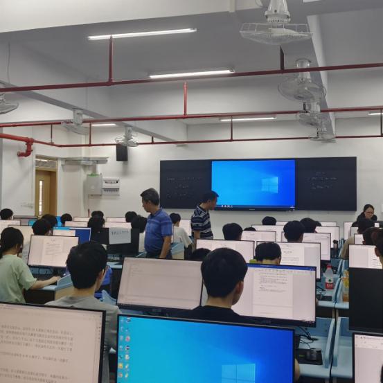 以赛促学加强专业能力培养计算机学院承办第十五届蓝桥杯省赛